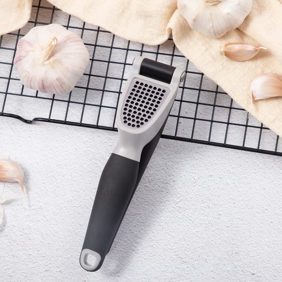 Handheld Garlic Press image 2
